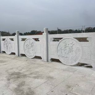 日喀则布芝麻白河道栏杆 石材栏杆