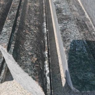 日喀则布英国棕别墅线条