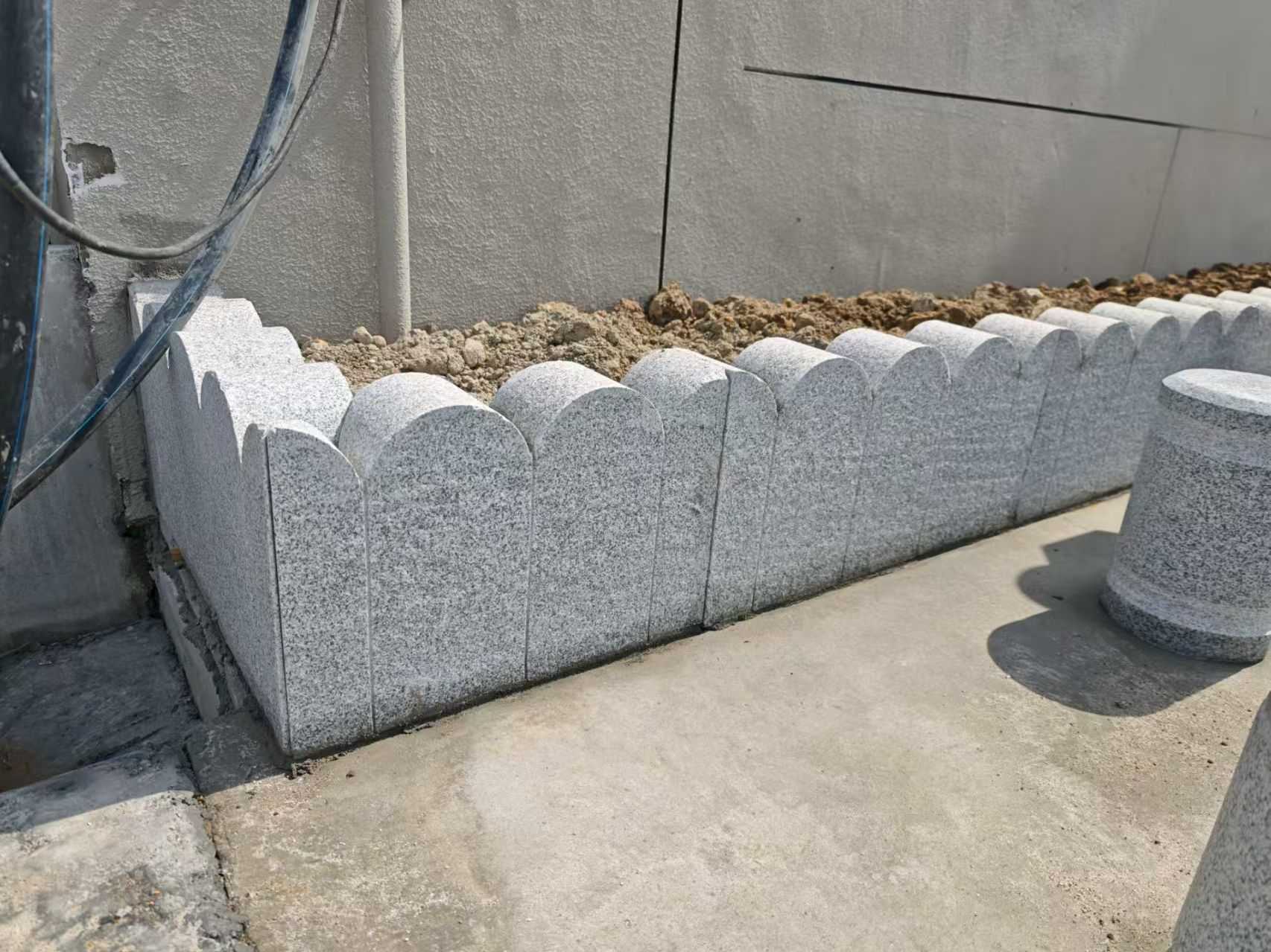 日喀则布芝麻白花边石  围边石