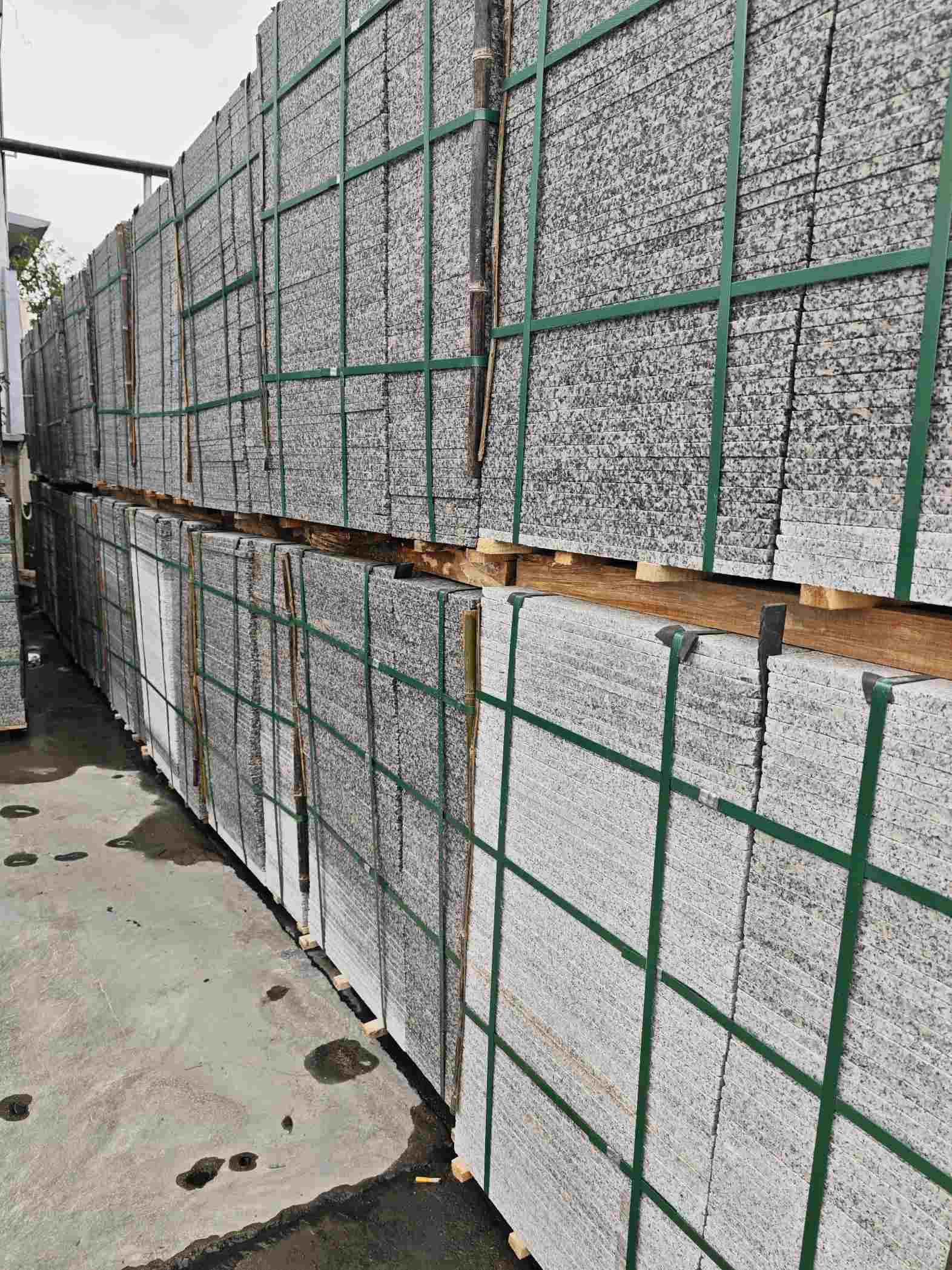 日喀则布芙蓉白地铺石，石材地铺石